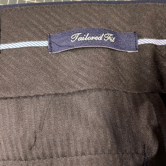 Land’s End Men’s Tailored Fit Navy Blue Chino Pants - Picture 4 of 12